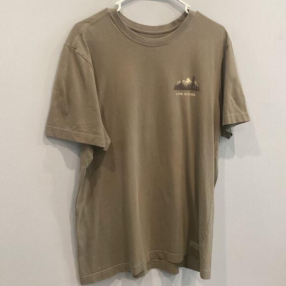 Life is Good Crusher Tee Mens M Medium Green Mountains Camping Hiking Gorpcore - Picture 1 of 9